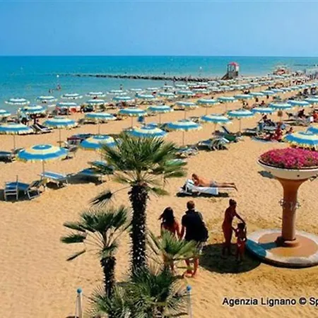 Vakantiehuis Lignano Pineta Big *