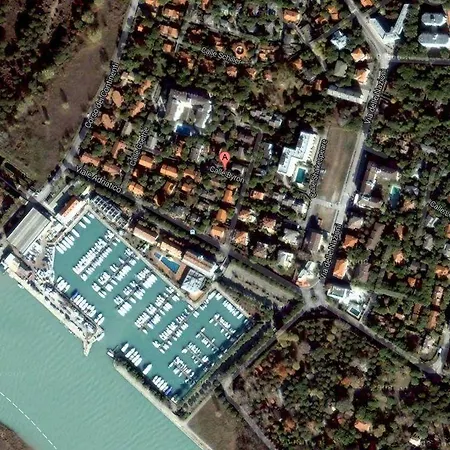 בית נופש Lignano Pineta Big *